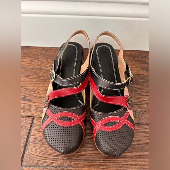 NEW L’Artiste Women's Leather Parkway Mary Jane Flat. Size 37/US 6.5 - Picture 4 of 13